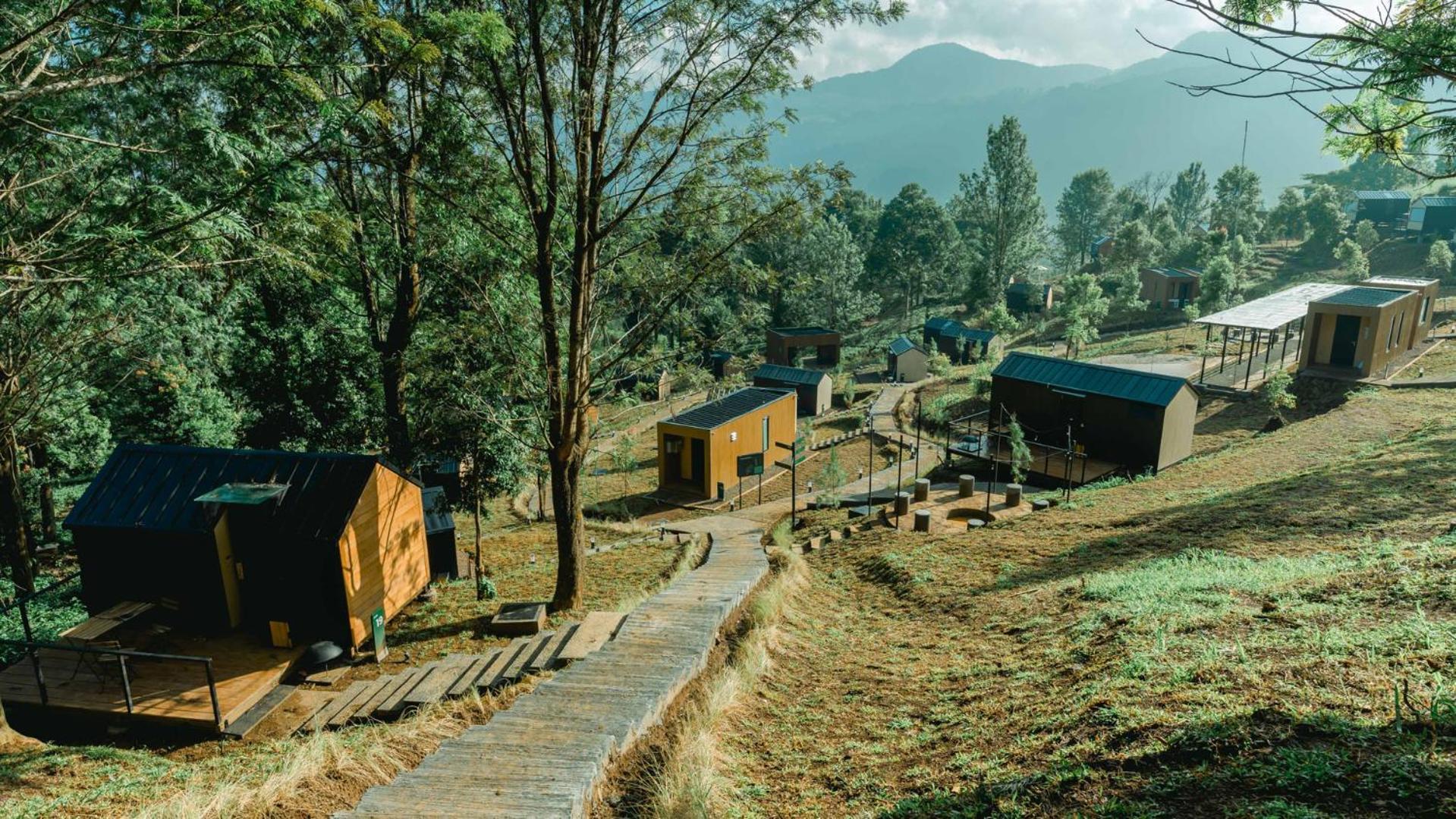 Bobocabin Gunung Mas, Puncak Hotel Tagalbato Exterior photo